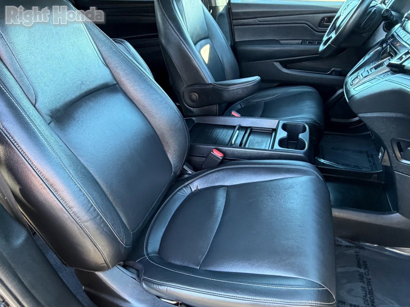 Used 2024 Honda Odyssey EX-L image 12