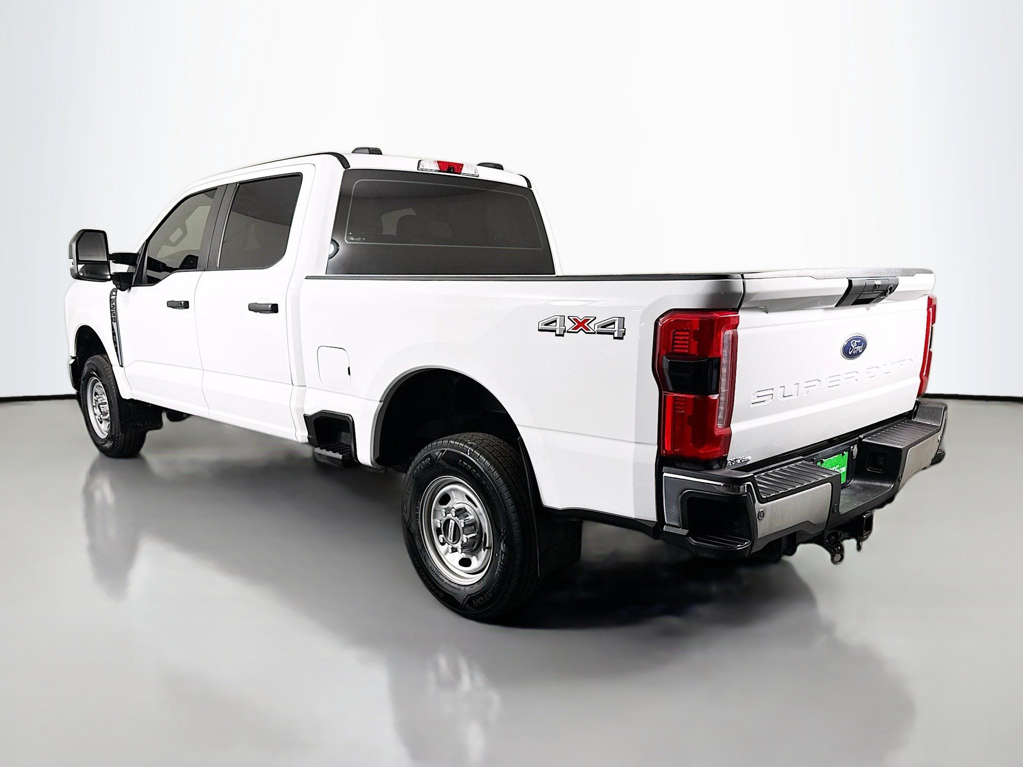 Used 2024 Ford F250 XL w/ 360-Degree Camera Package AWD/4WD image 7