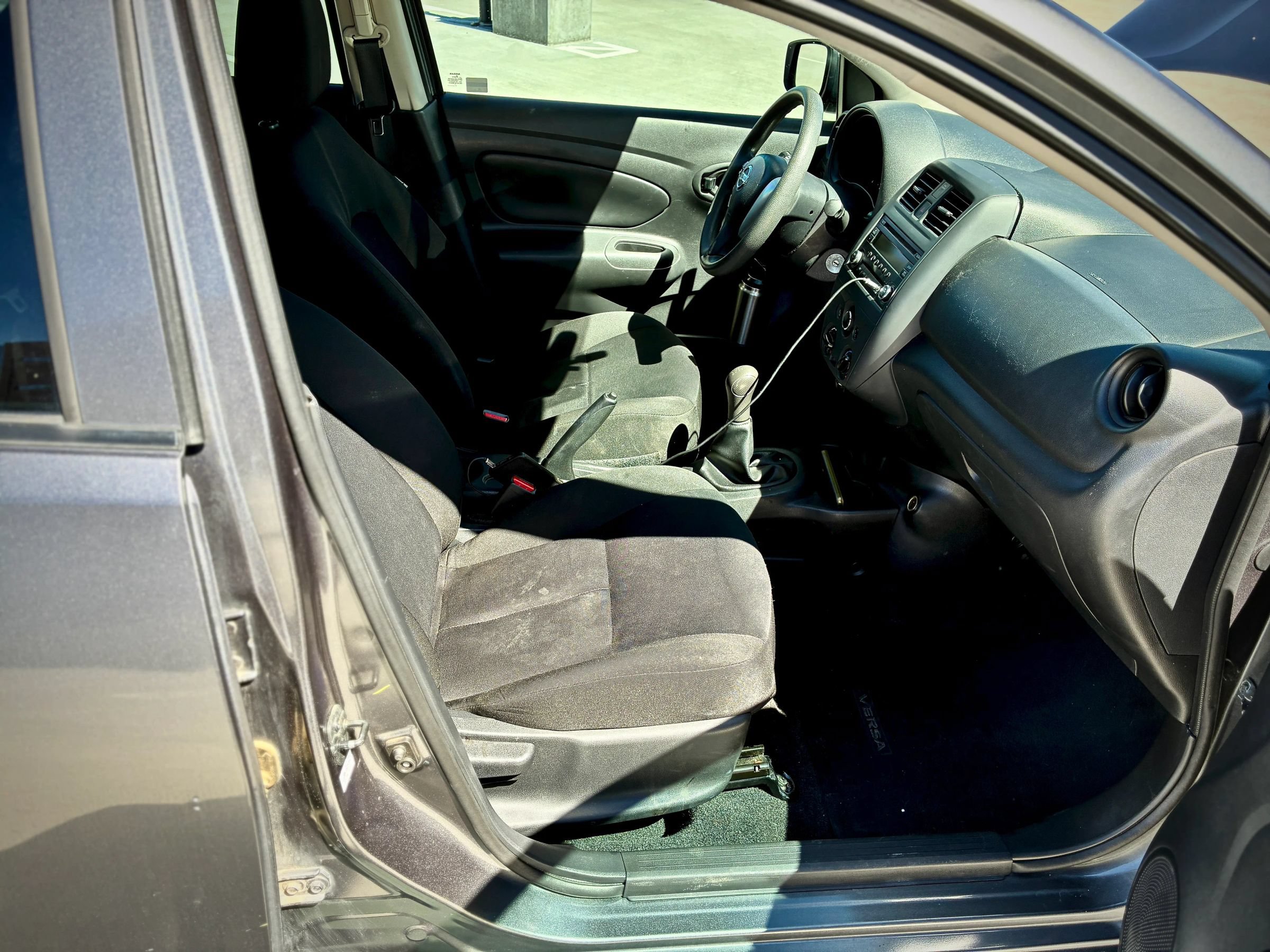 Used 2018 Nissan Versa S FWD image 33