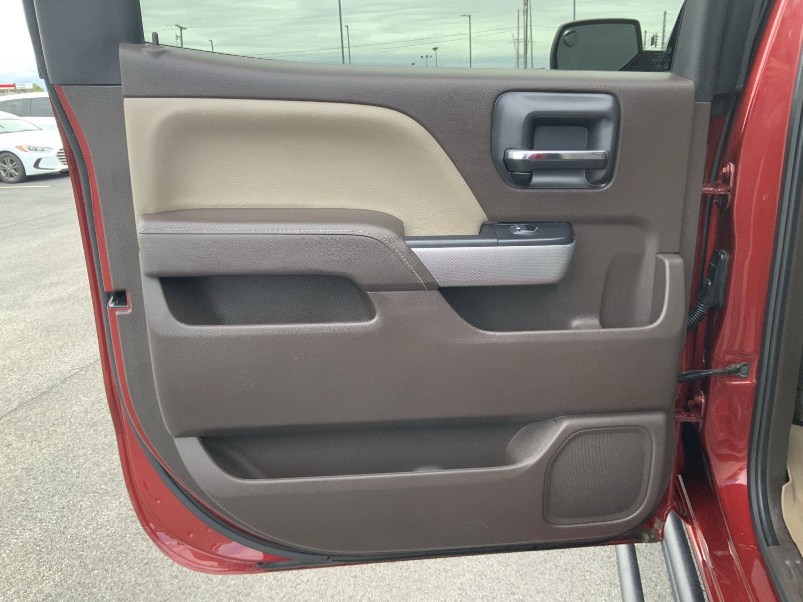Used 2018 Chevrolet Silverado 1500 LT w/ Texas Edition AWD/4WD image 45