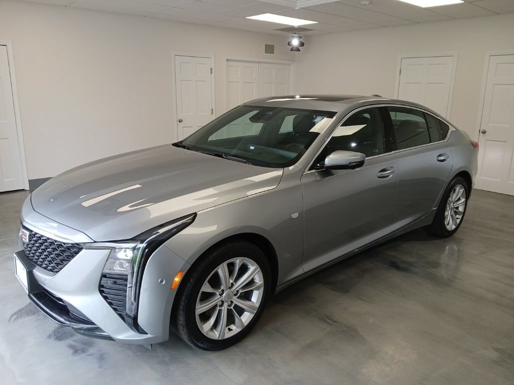 Used 2025 Cadillac CT5 Premium Luxury w/ Sun And Sound Package AWD/4WD image 4