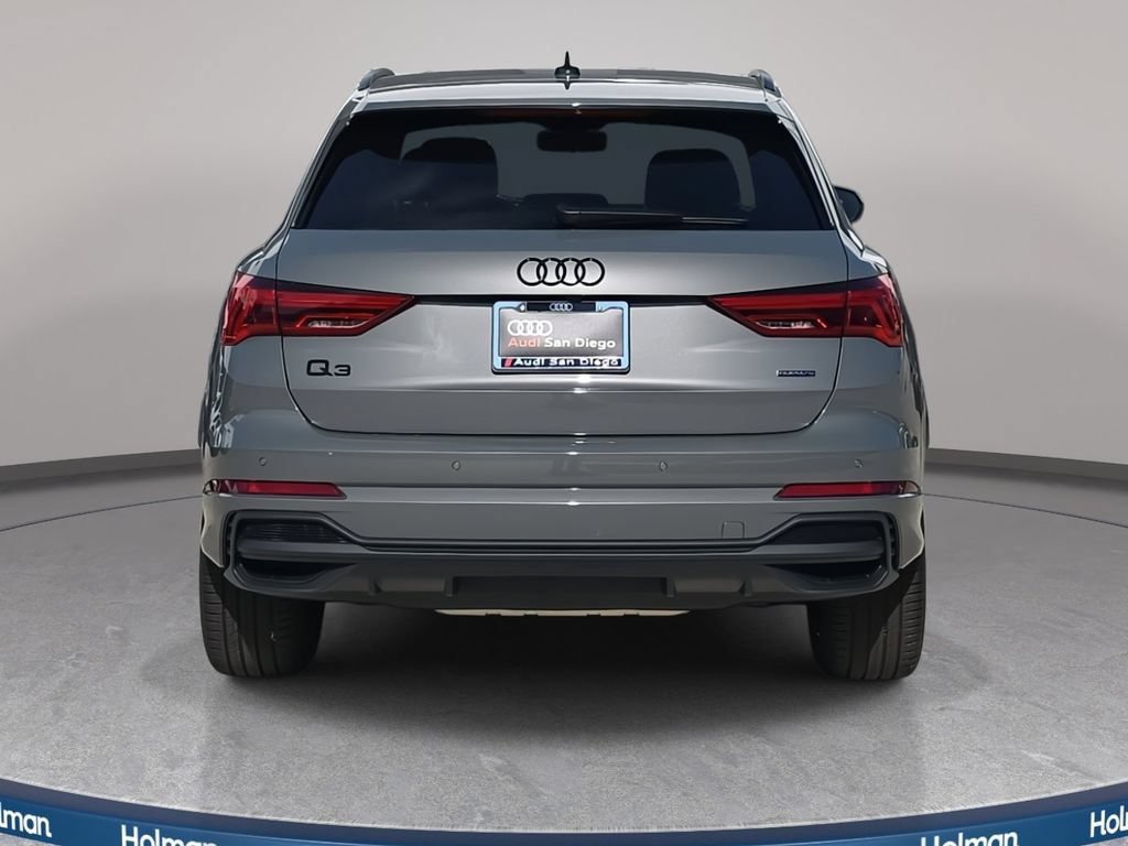 Certified 2025 Audi Q3 2.0T Premium Plus w/ Premium Plus Package AWD/4WD image 4