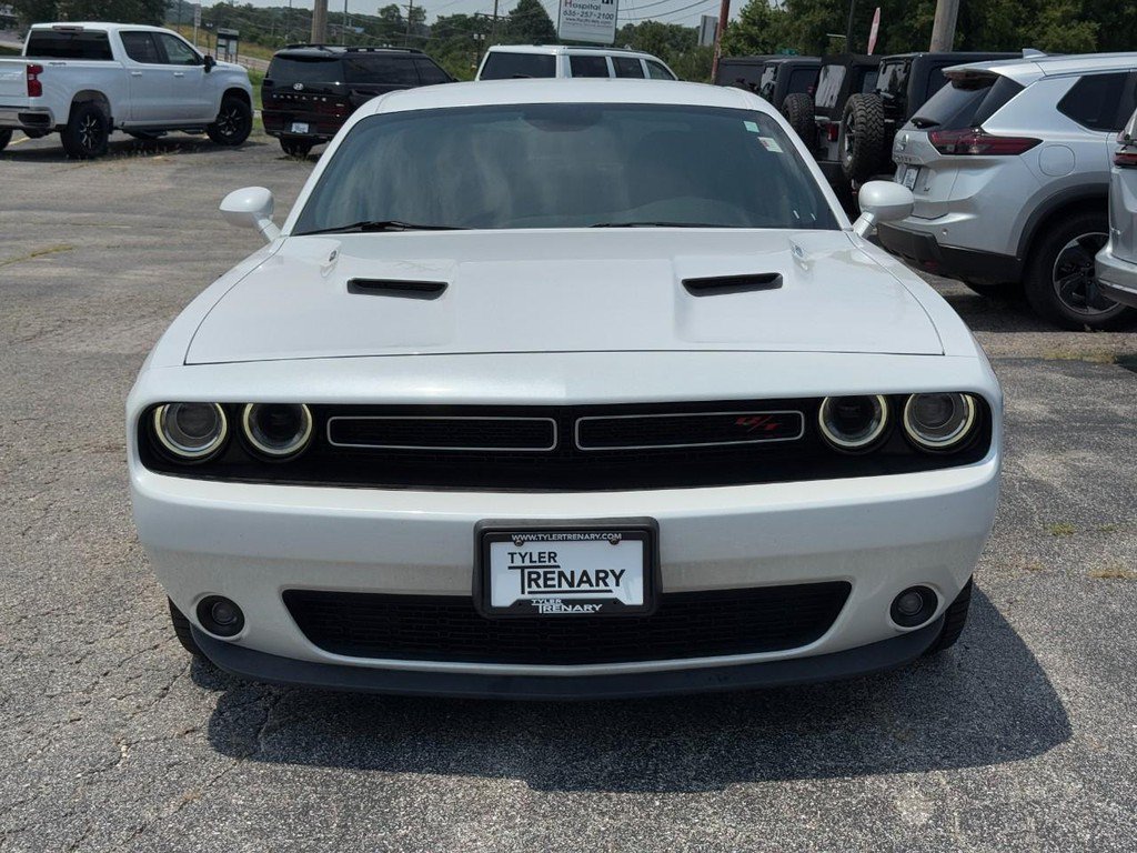Used 2015 Dodge Challenger R/T Plus RWD image 11