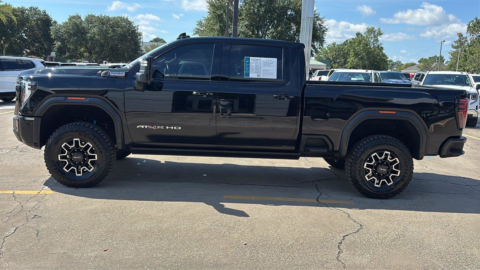Certified 2025 GMC Sierra 2500 AT4X AWD/4WD image 4