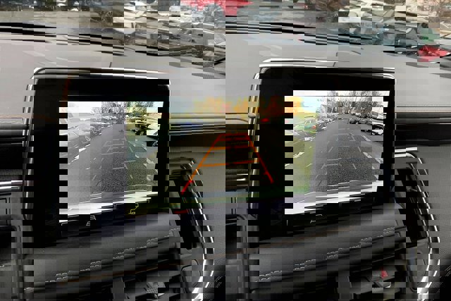 Used 2022 GMC Yukon AT4 image 21