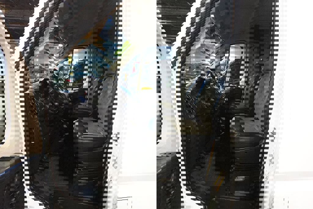 Used 2018 RAM ProMaster 1500 image 9