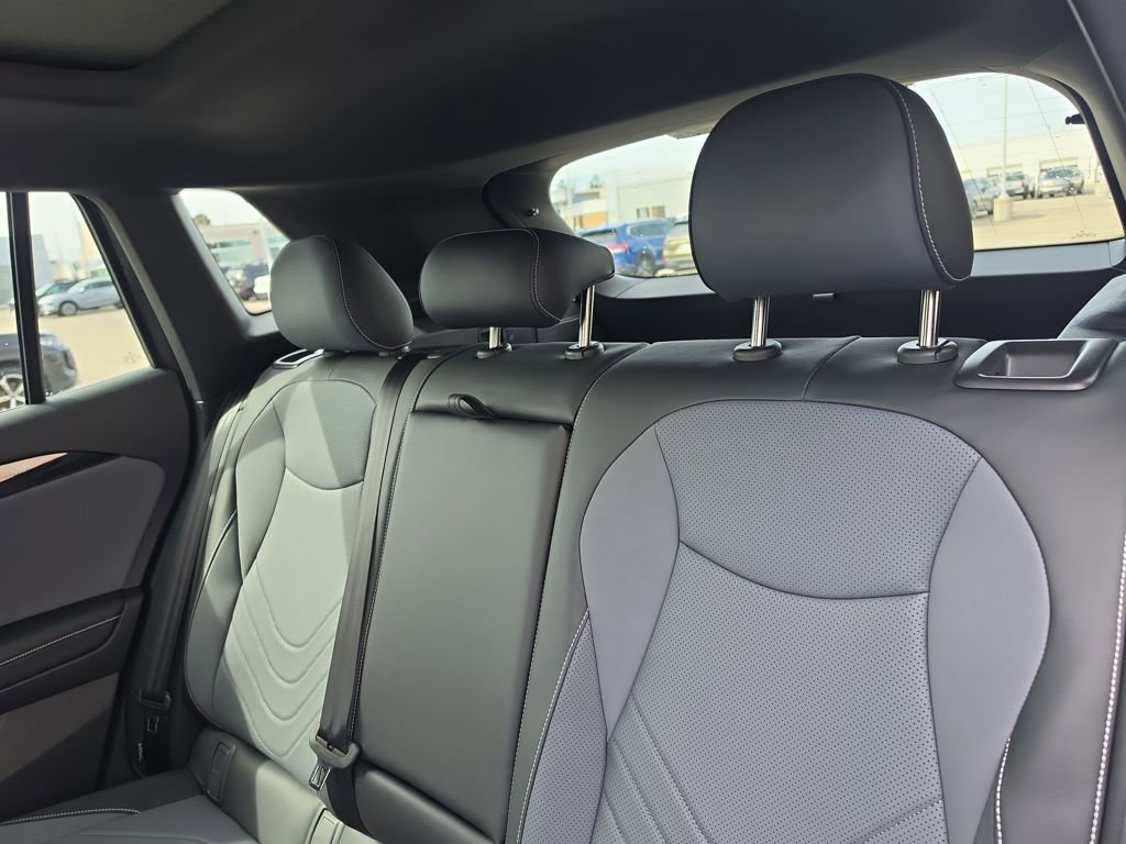 New 2026 Volkswagen Tiguan SE R-Line AWD/4WD image 12