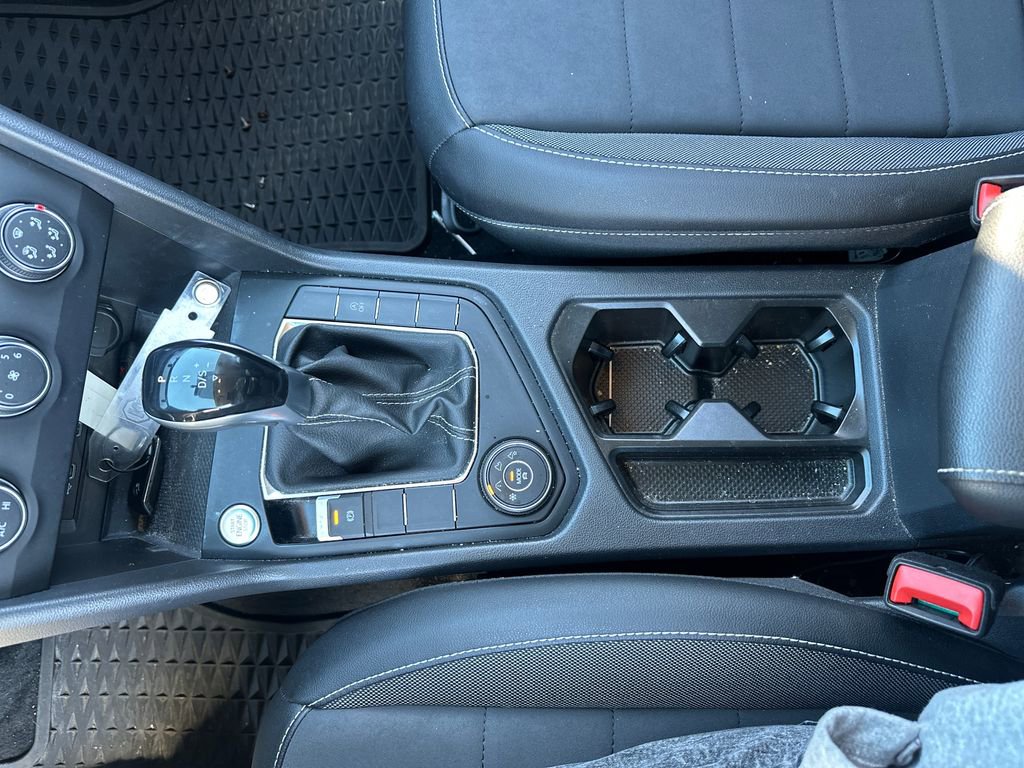 Certified 2022 Volkswagen Taos SE AWD/4WD image 12