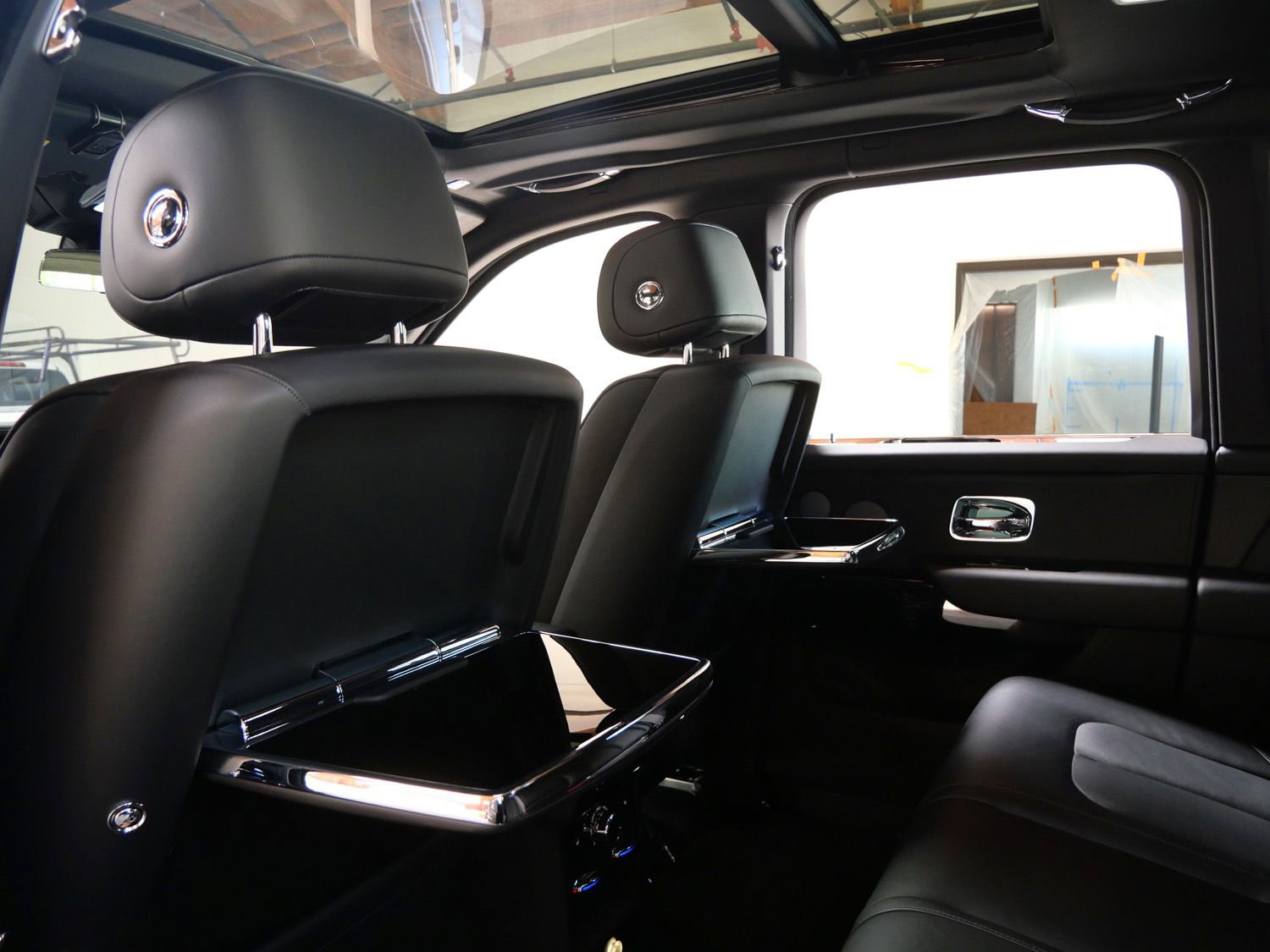 Used 2022 Rolls-Royce Cullinan AWD/4WD image 28
