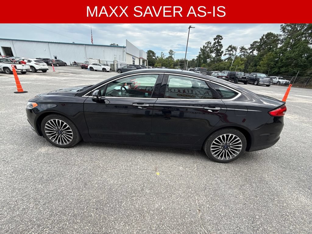 Used 2017 Ford Fusion SE w/ Fusion SE Technology Package AWD/4WD image 5