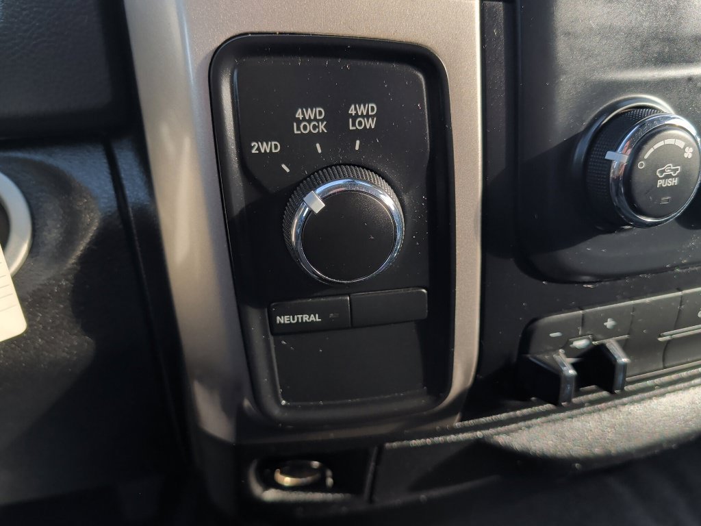 Used 2017 RAM 2500 SLT AWD/4WD image 16
