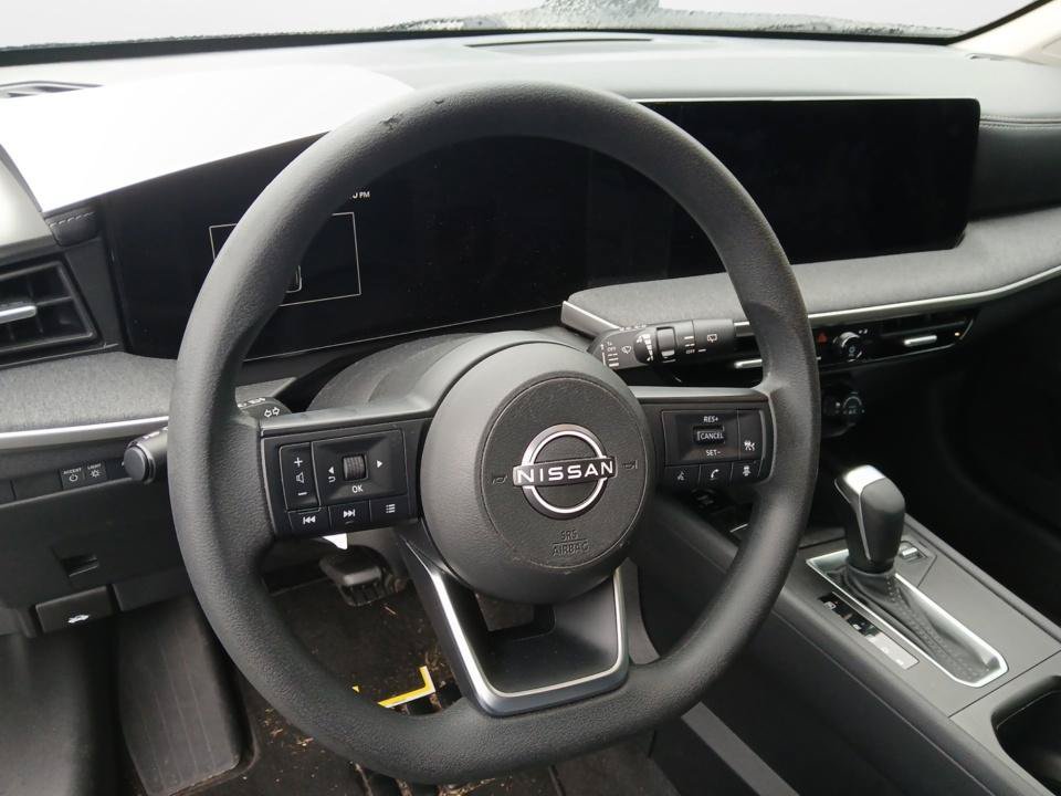 Certified 2026 Nissan Kicks SV w/ SV Premium Package FWD image 10