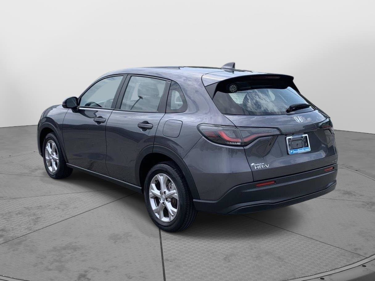 Certified 2025 Honda HR-V LX image 5