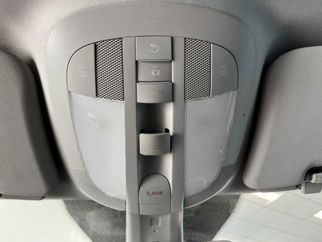 Used 2012 Mercedes-Benz GL 450 4MATIC image 28