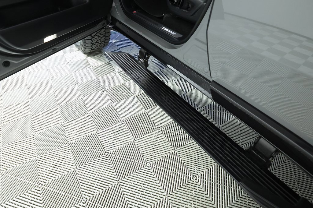 Used 2025 Lexus GX 550 image 22