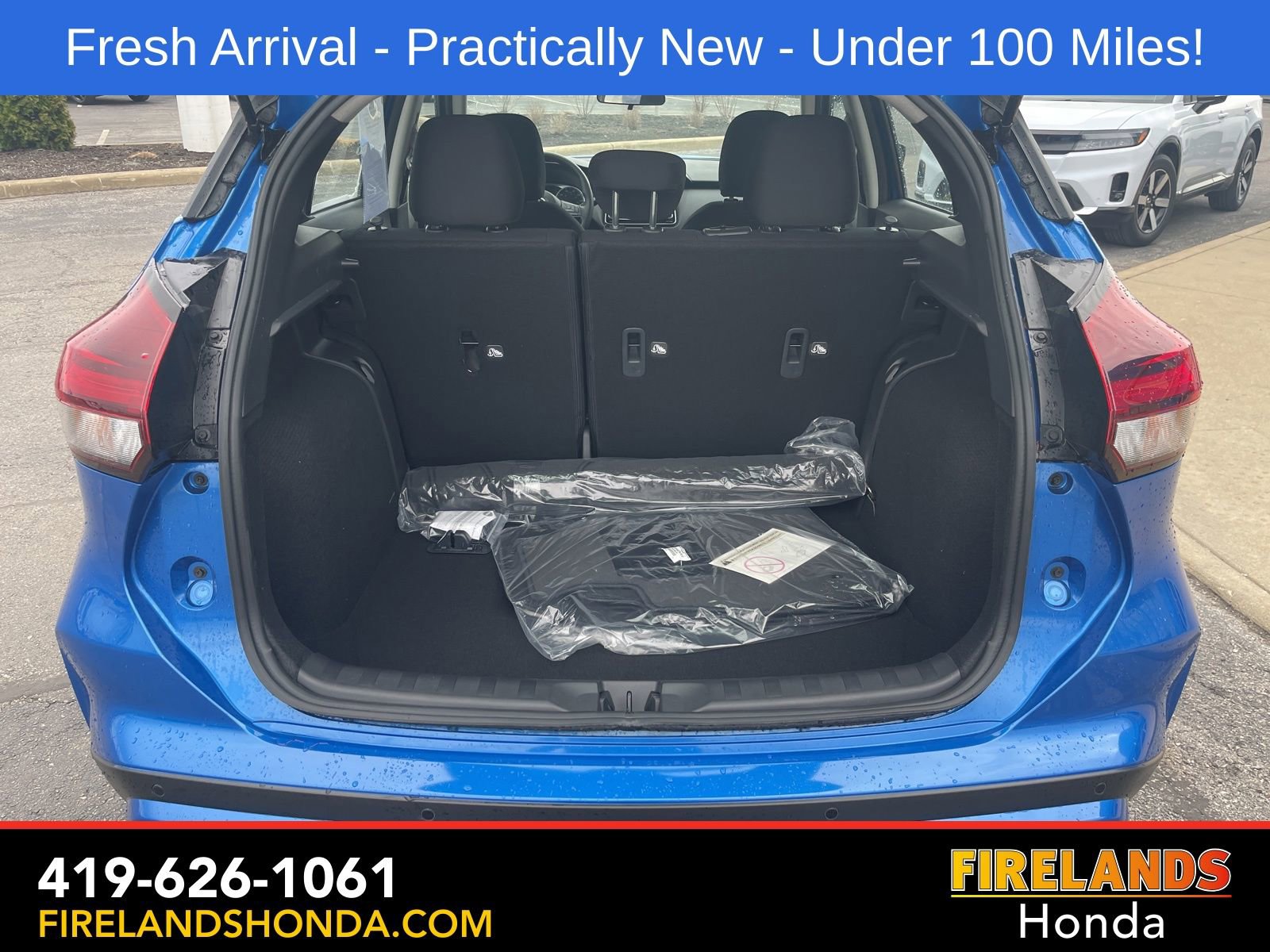 Used 2025 Nissan Kicks Play S image 13