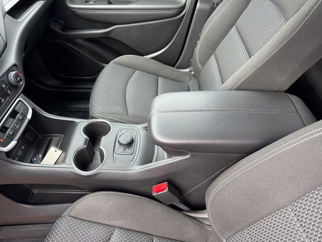 Used 2023 GMC Terrain SLE image 16