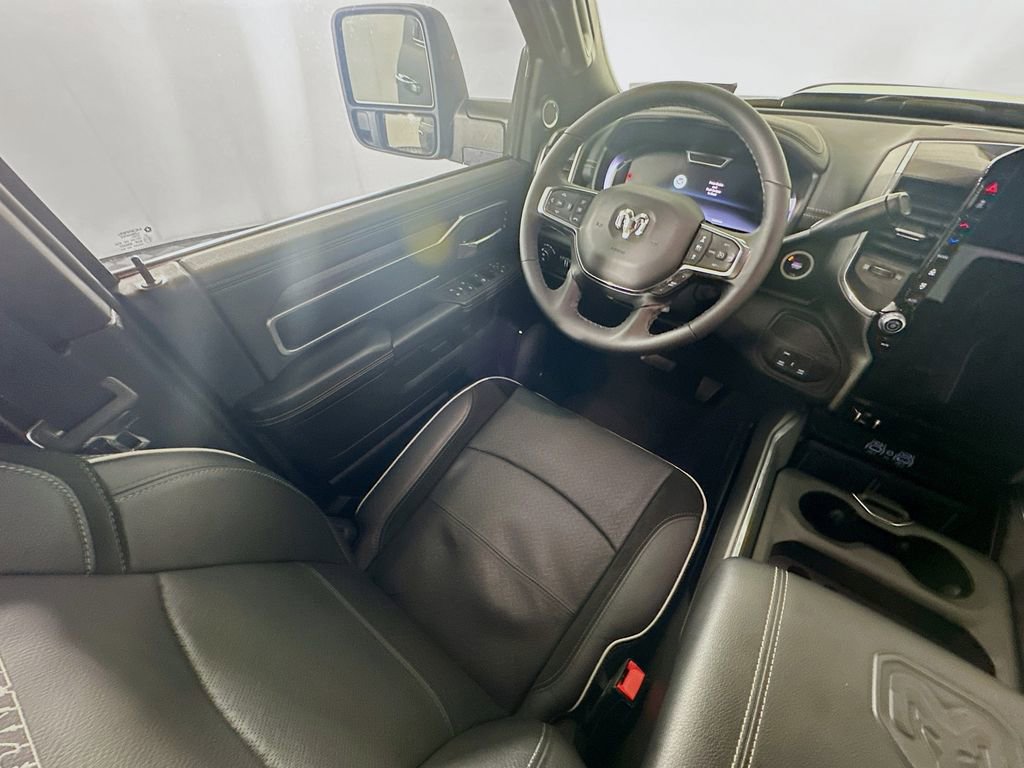 Used 2025 RAM 2500 Laramie image 9