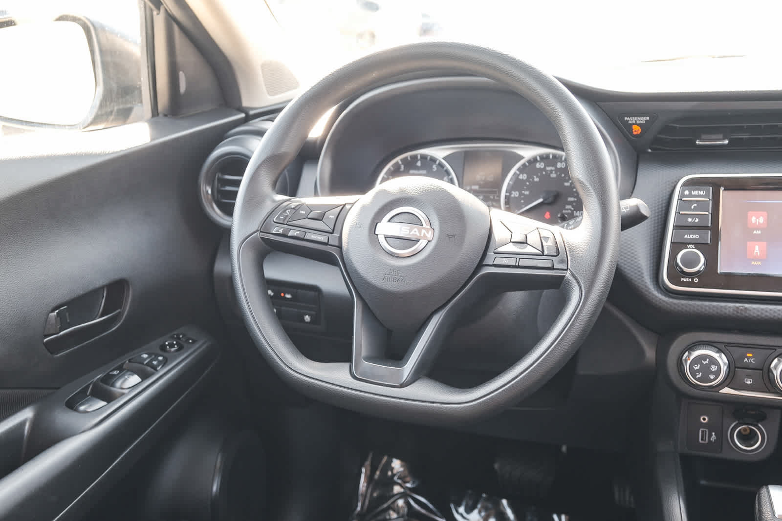 Used 2024 Nissan Kicks S FWD image 33