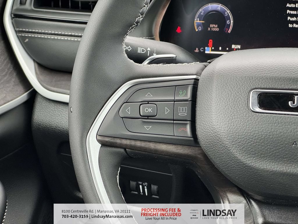 New 2026 Jeep Grand Cherokee Altitude AWD/4WD image 29
