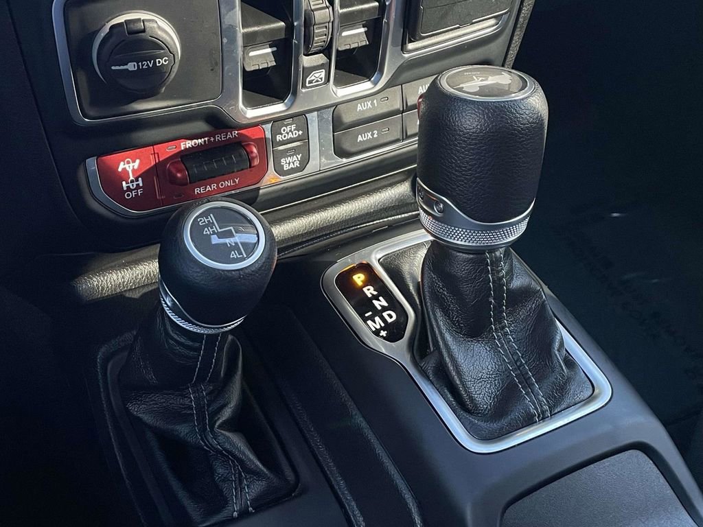 Used 2025 Jeep Wrangler Unlimited Rubicon image 39