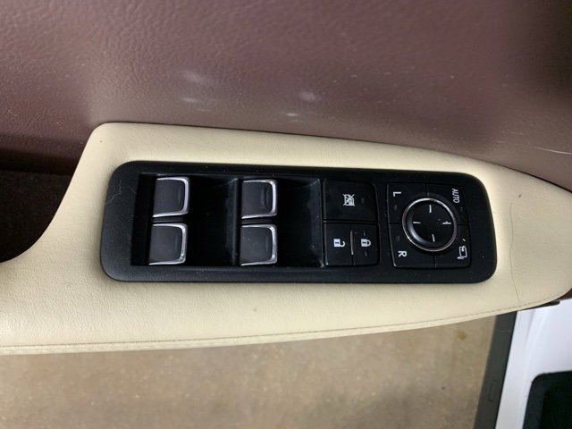 Used 2019 Lexus RX 450h AWD image 18