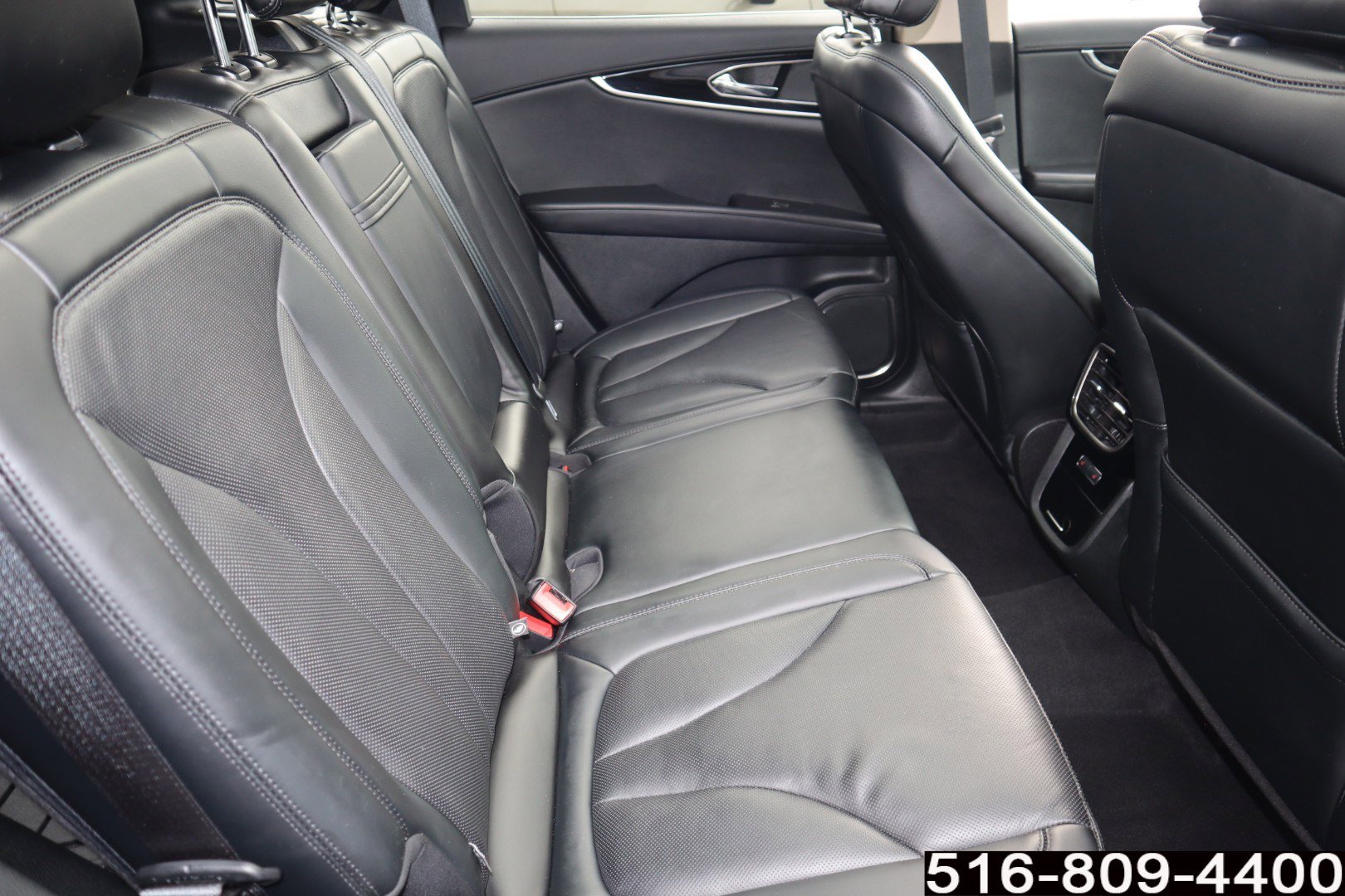 Used 2023 Lincoln Nautilus Reserve image 26