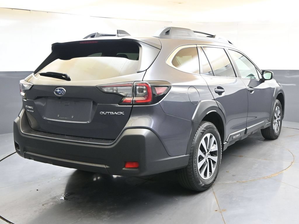 Certified 2024 Subaru Outback Premium AWD/4WD image 5