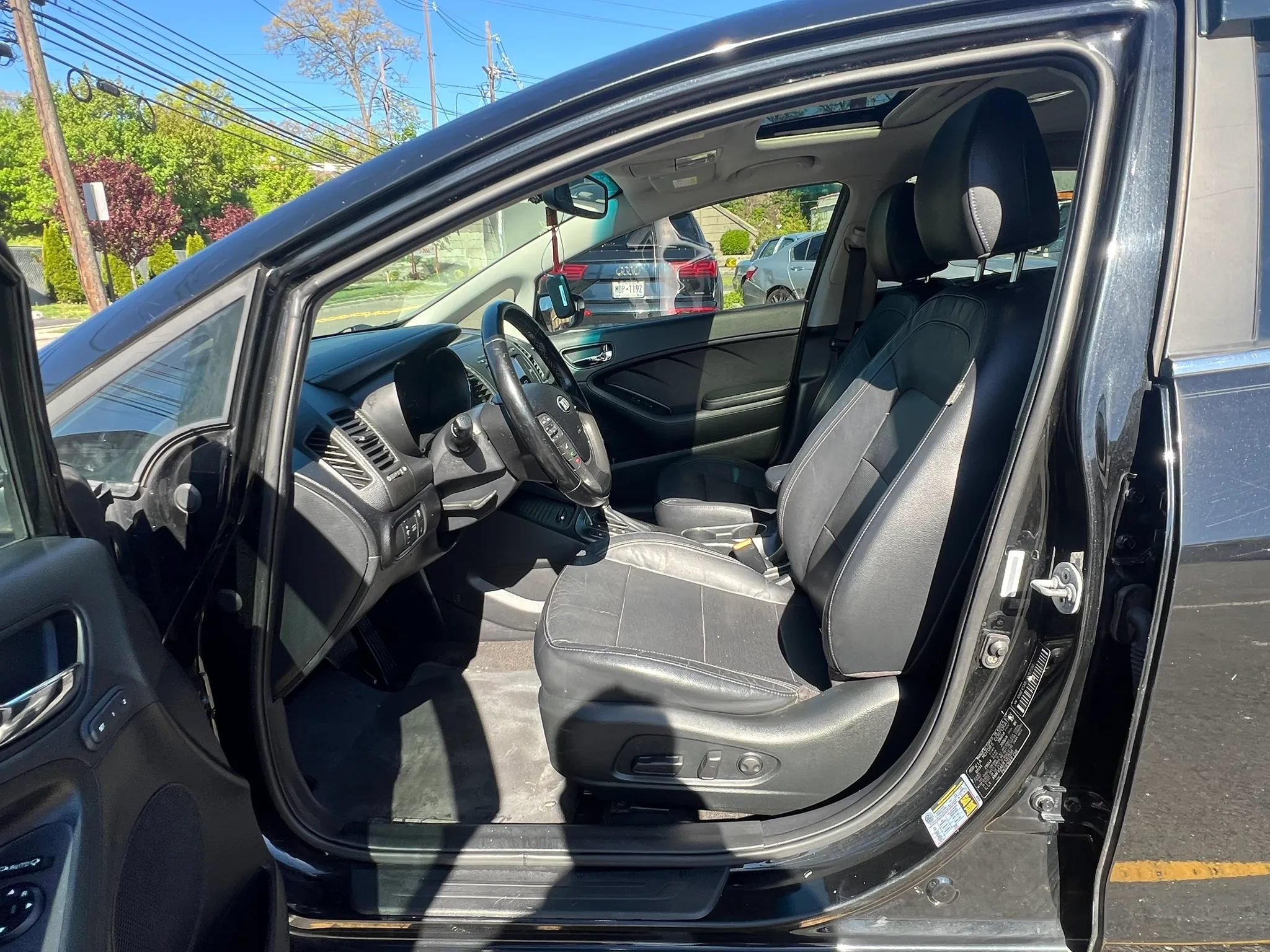 Used 2015 Kia Forte EX w/ EX Premium Package FWD image 27