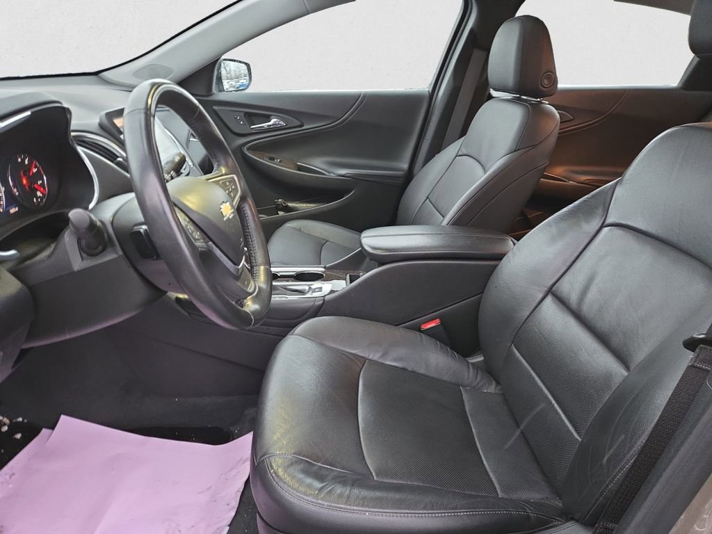 Used 2022 Chevrolet Malibu Premier image 8