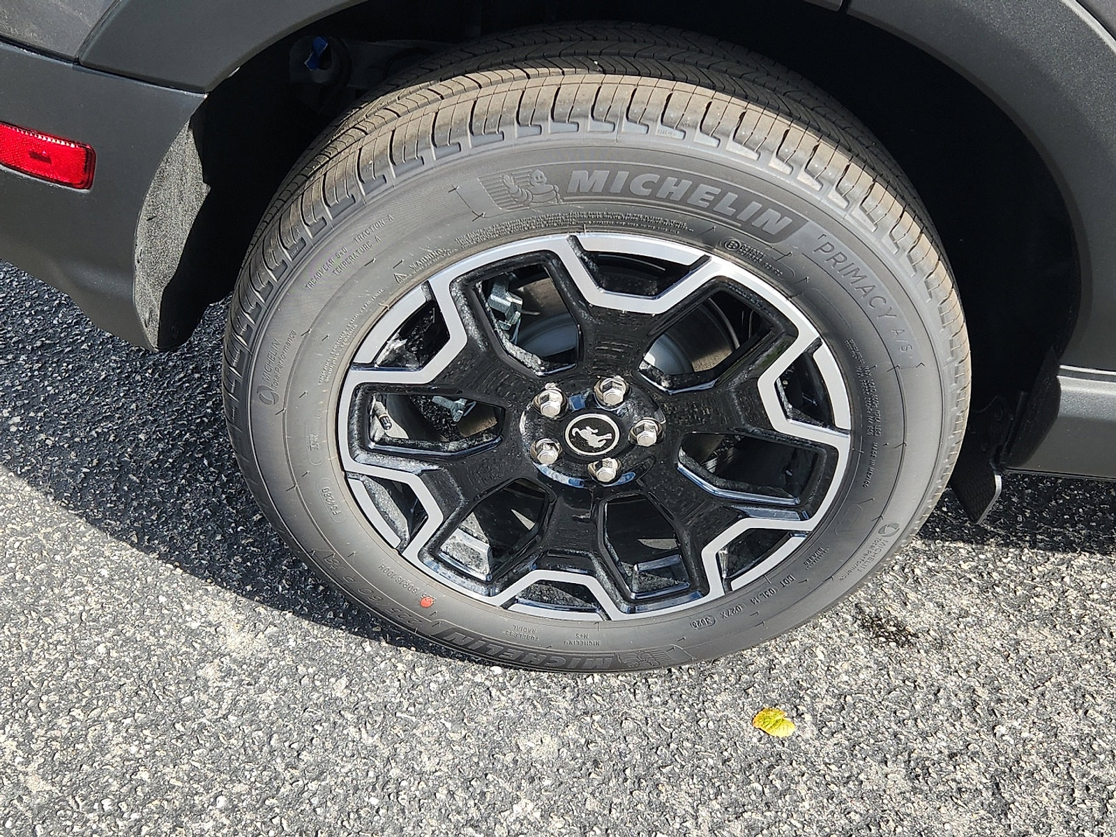 New 2025 Ford Bronco Sport Outer Banks w/ Outer Banks Tech Package+ AWD/4WD image 5