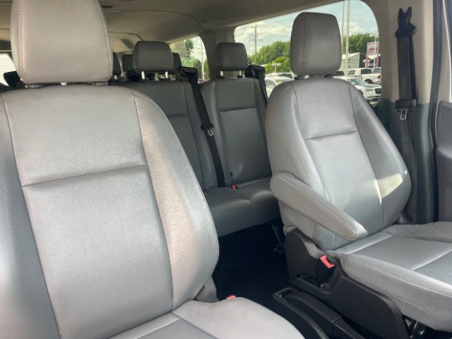 Used 2015 Ford Transit 350 XL RWD image 17