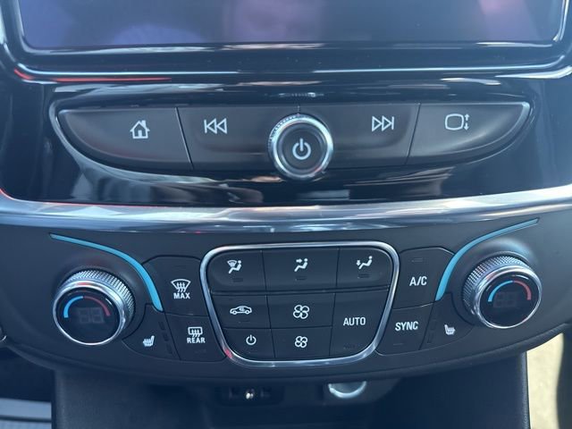 Used 2023 Chevrolet Traverse LT image 17