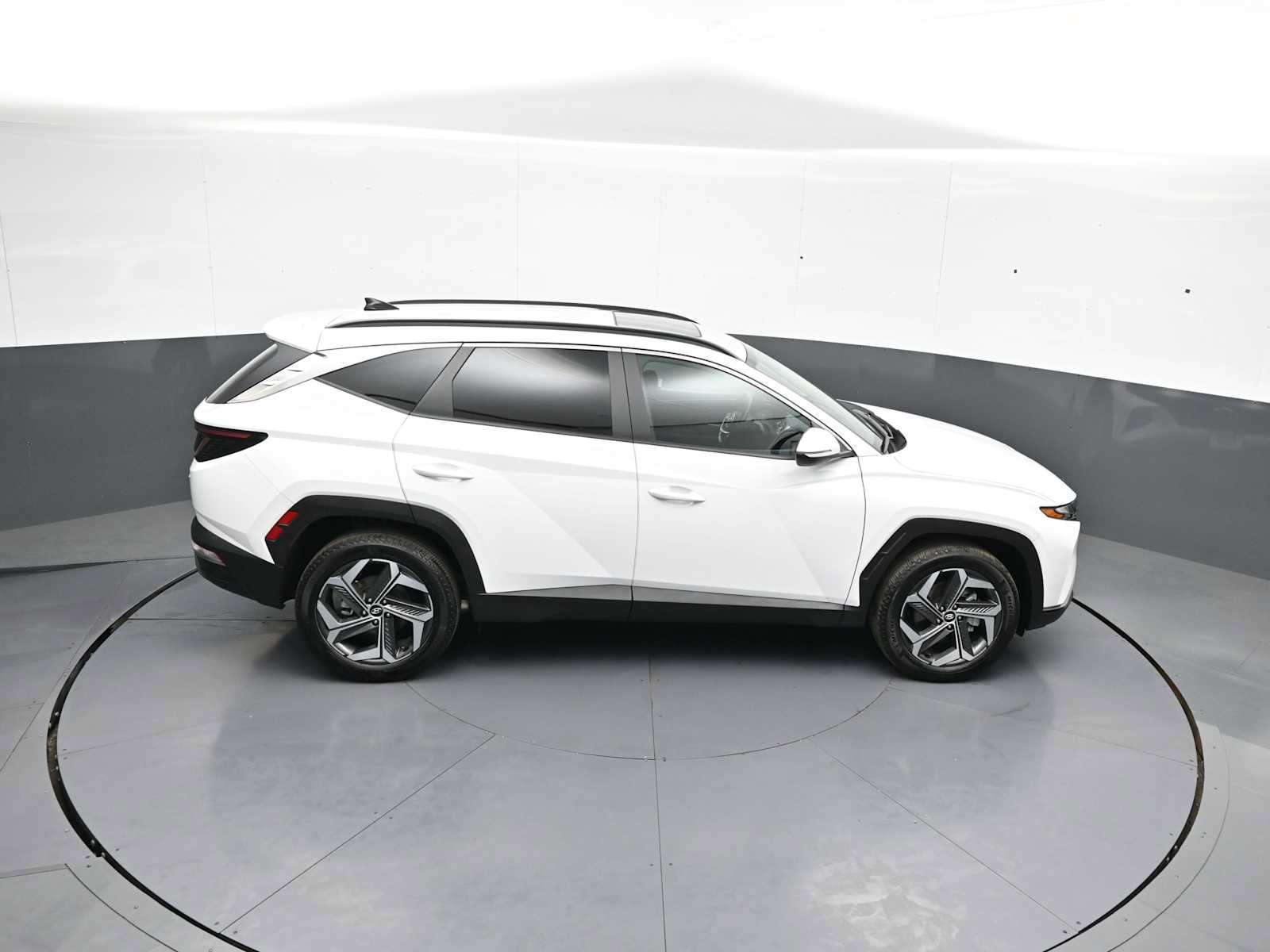 Used 2024 Hyundai Tucson SEL w/ Convenience Package AWD/4WD image 37