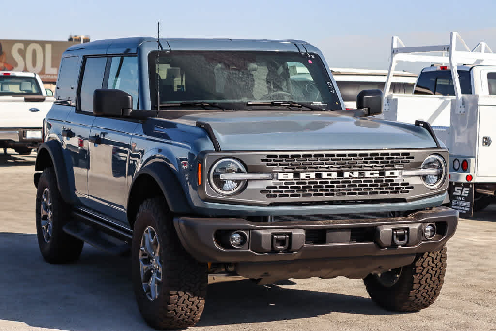 New 2025 Ford Bronco Badlands AWD/4WD image 3