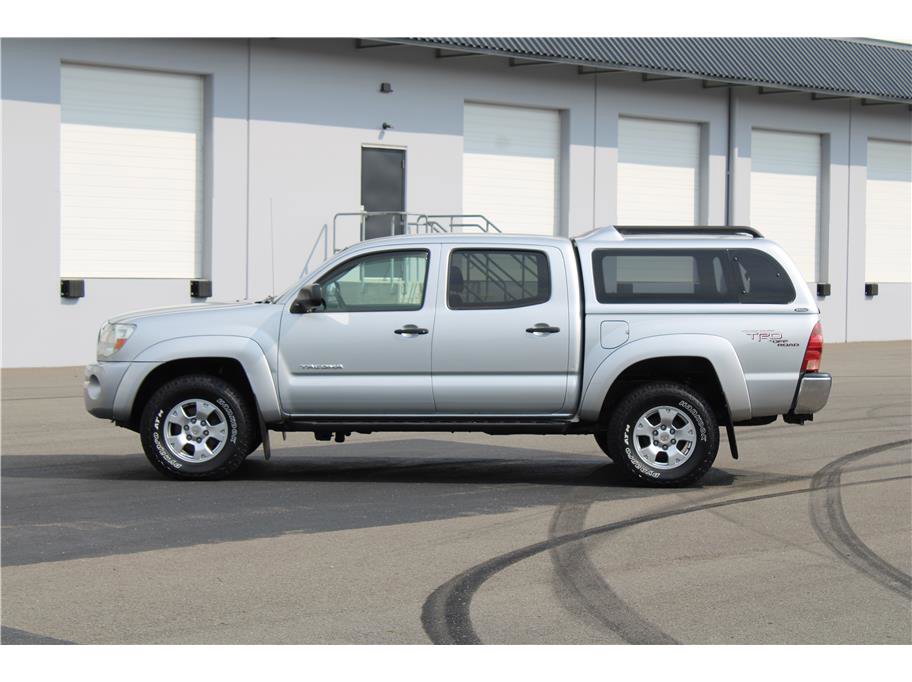 Used 2005 Toyota Tacoma 4x4 Double Cab image 2