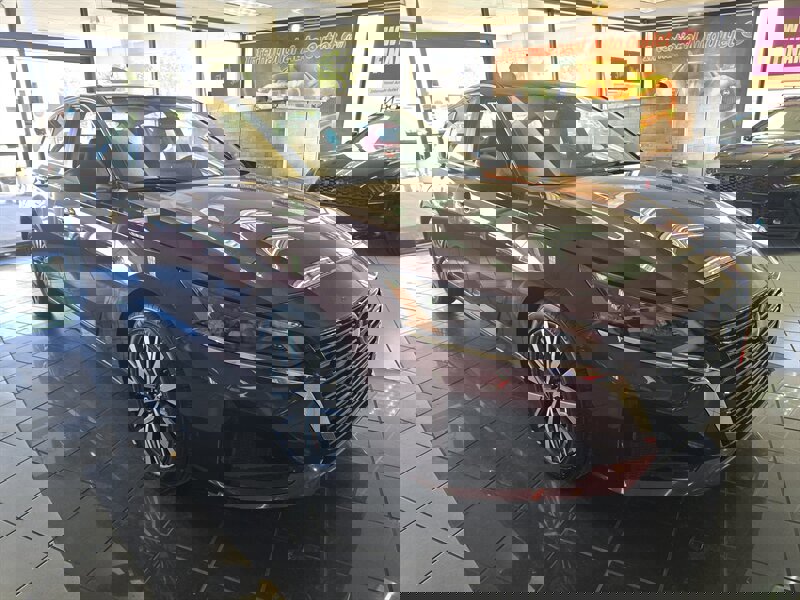 Used 2024 Nissan Altima 2.5 SV image 3