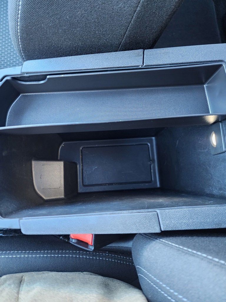 Used 2023 GMC Terrain SLE w/ Driver Convenience Package image 42