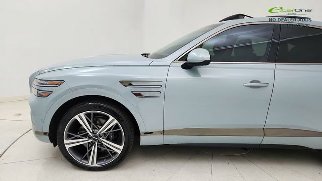 Used 2025 Genesis GV80 3.5T e-SC AWD/4WD image 9