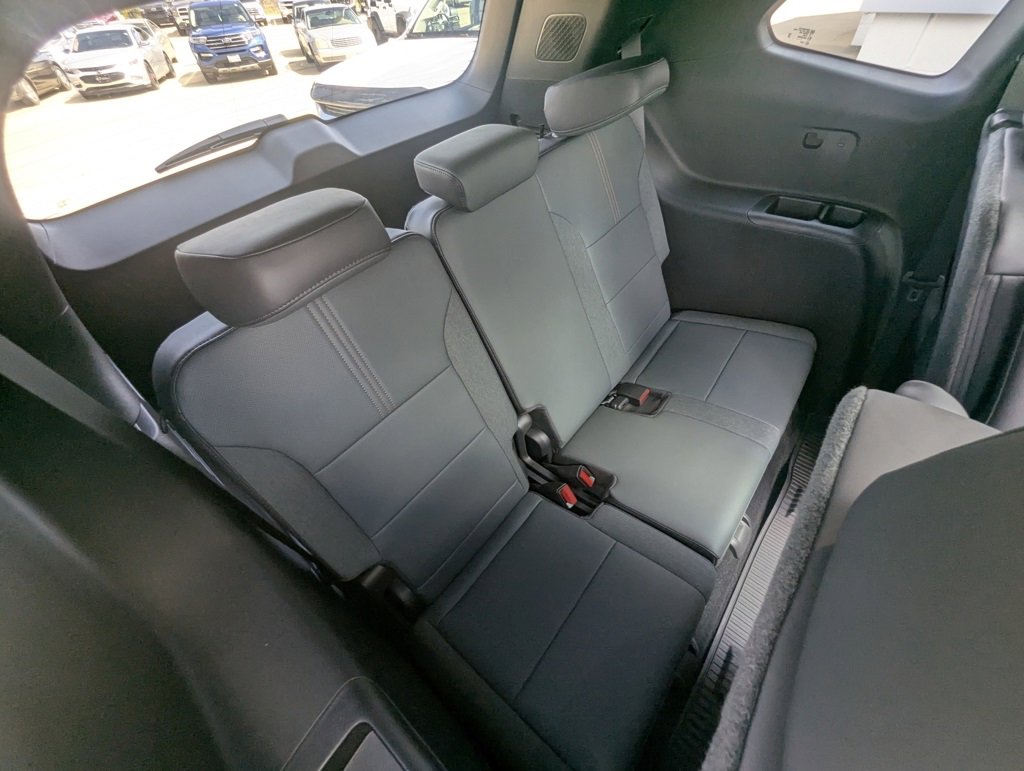 New 2026 GMC Acadia AT4 w/ Super Cruise Package image 15