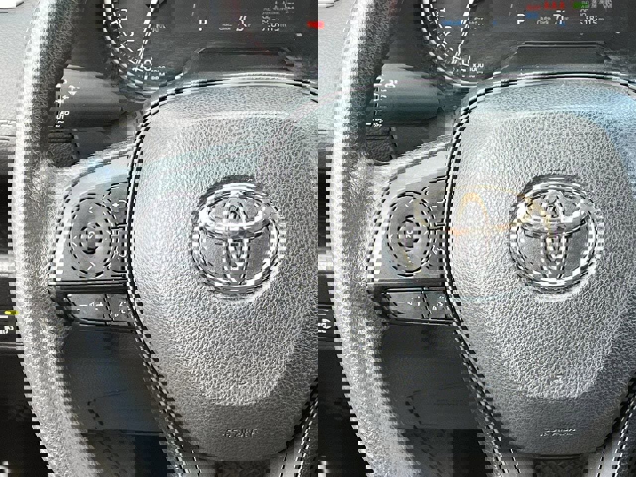 Used 2024 Toyota RAV4 XLE image 12