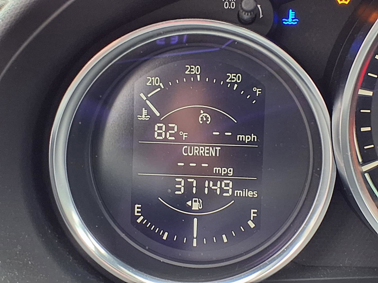 Used 2020 MAZDA MX-5 Miata Sport RWD image 16
