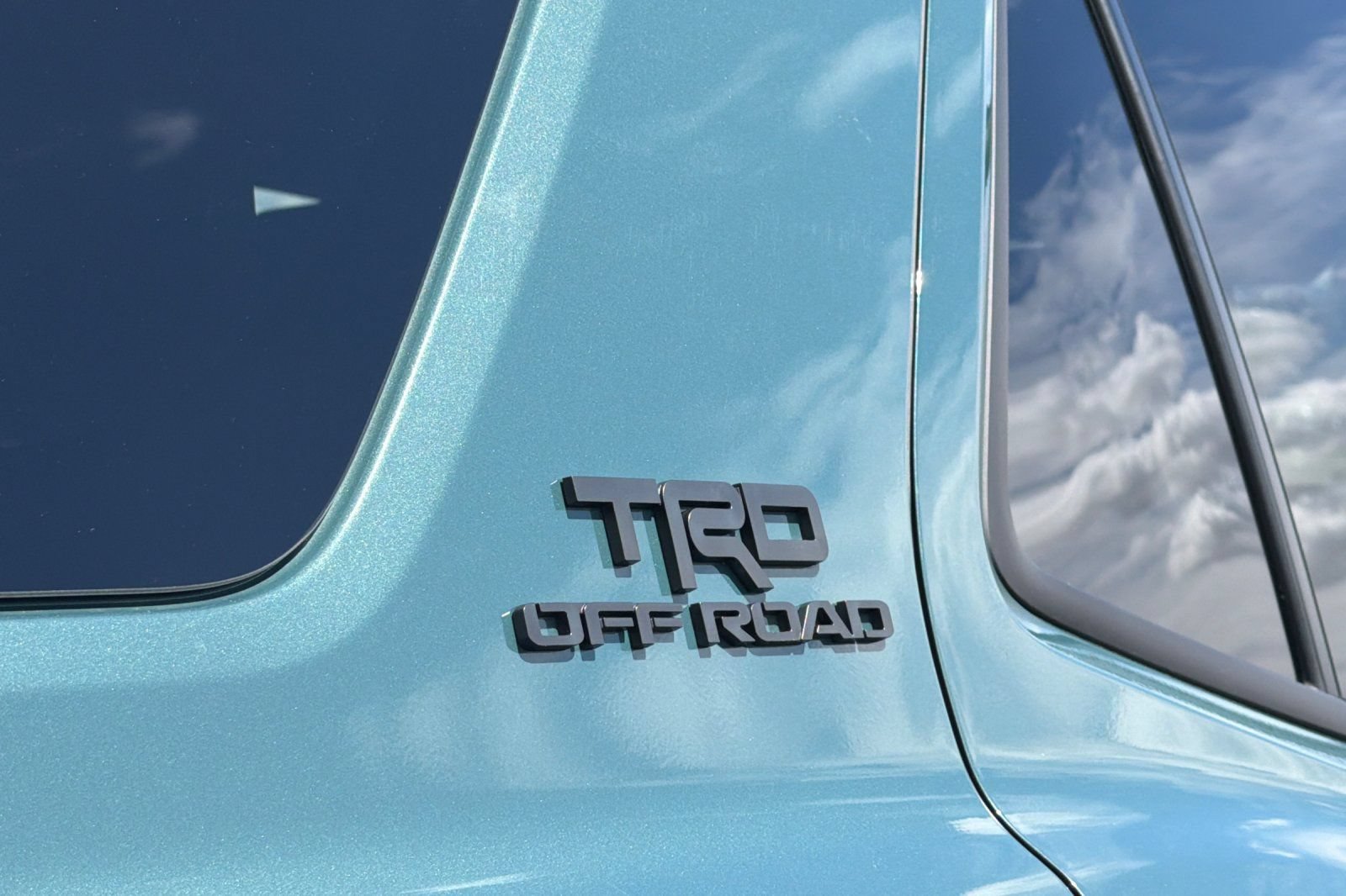 Used 2025 Toyota 4Runner TRD Off-Road Premium AWD/4WD image 42