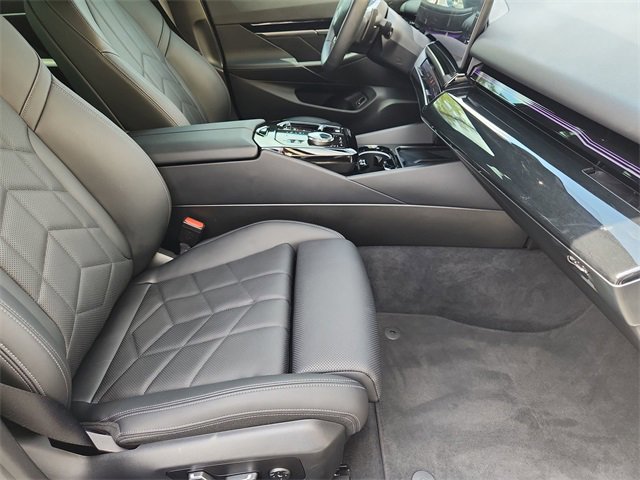 Used 2024 BMW 530i 530i w/ Premium Package image 29