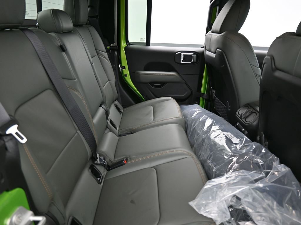 New 2026 Jeep Gladiator Mojave AWD/4WD image 16