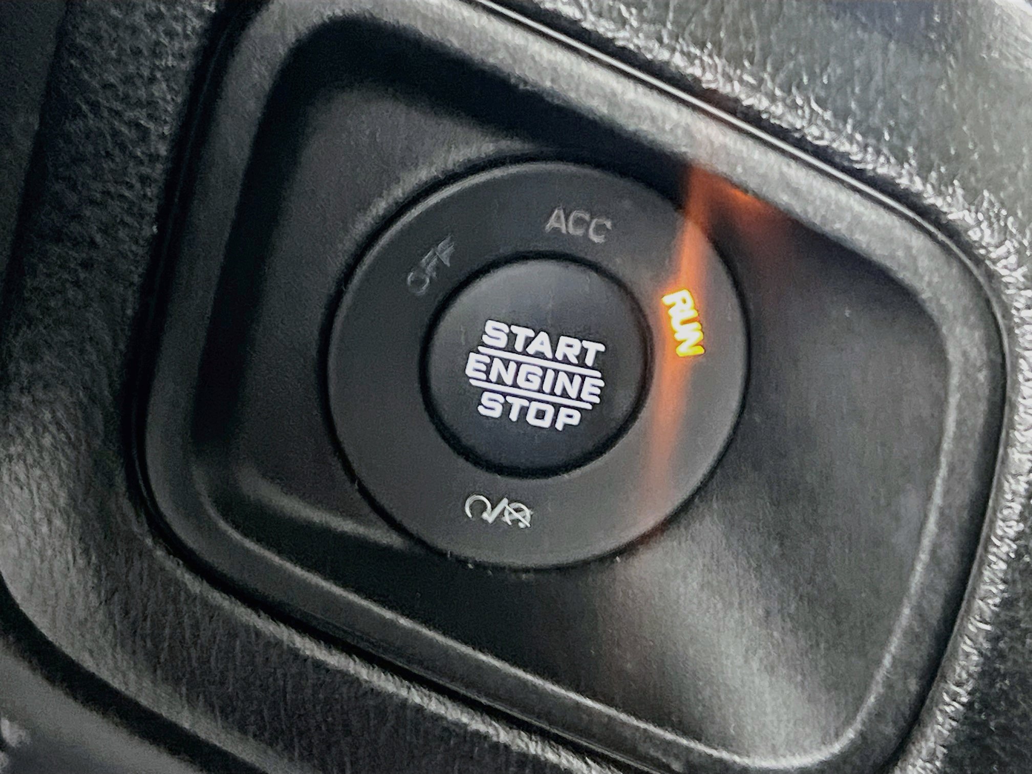 Used 2024 Jeep Gladiator Sport AWD/4WD image 23