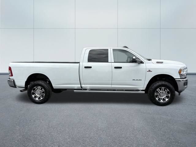 Used 2022 RAM 2500 Tradesman w/ Chrome Appearance Group AWD/4WD image 2