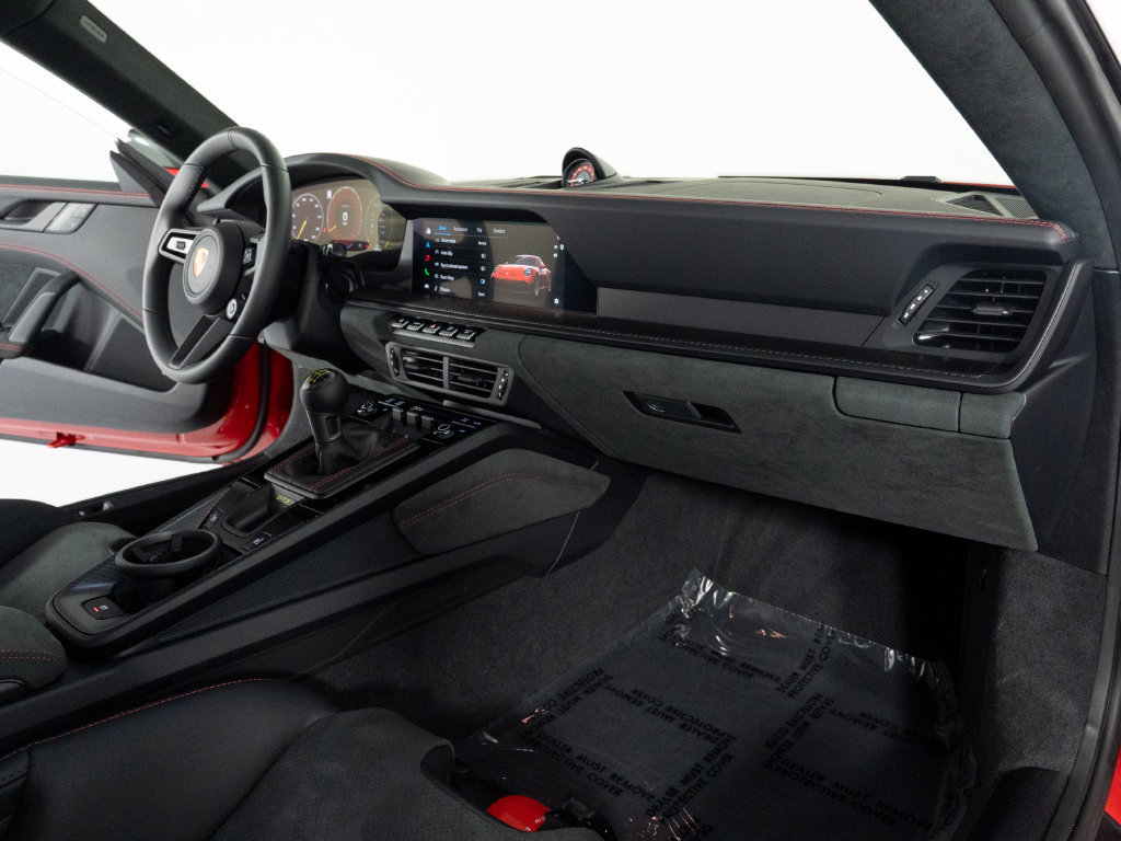 Certified 2026 Porsche 911 GT3 RWD image 38