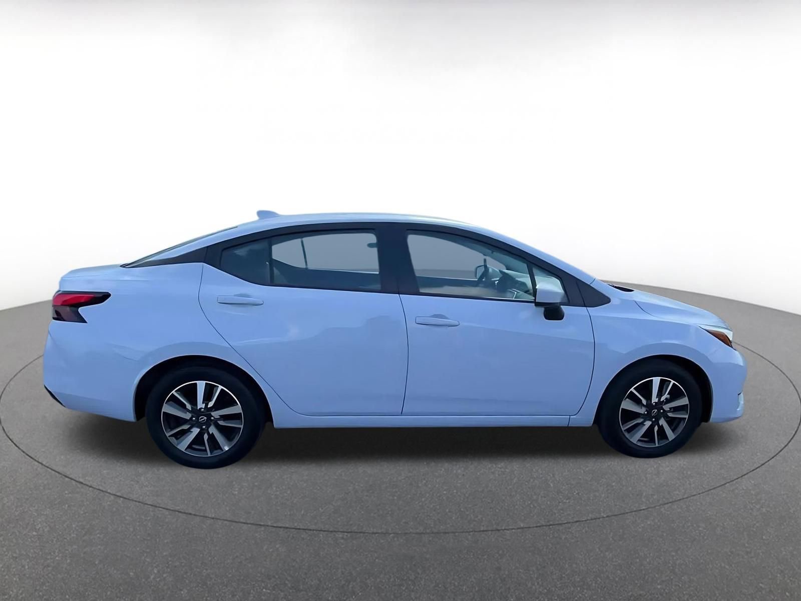 Used 2025 Nissan Versa SV FWD image 16