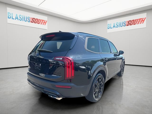 Used 2021 Kia Telluride EX w/ EX Premium Package AWD/4WD image 3